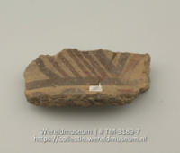 Beschilderd aardewerken fragment (Collectie Wereldmuseum, TM-3189-7)