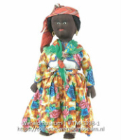 Katoenen pop in de vrouwenkleding van Curacao (Collectie Wereldmuseum, TM-3398-1)