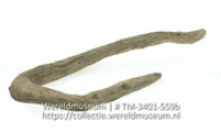 Houten gaffel met haak (Collectie Wereldmuseum, TM-3401-559b)