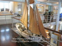 Model van de 'Prinses Juliana', een schoenergetuigd houten schip (Collectie Wereldmuseum, TM-3401-978)