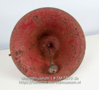 Klepel behorende bij plantageklok (Collectie Wereldmuseum, TM-5872-1b)