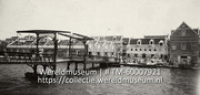Le pont nomme 'van den Brandhof'.; De 'Van den Brandhofbrug' over het Waaigat; The Van den Brandhof Bridge across the 'Waaigat' (Collectie Wereldmuseum, TM-60007921), Soublette et Fils; Robert Soublette
