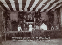 Landbouwtentoonstelling Curacao 1904; Stand over onder meer de zoutwinning op de Koloniale Tentoonstelling (Collectie Wereldmuseum, TM-60033024), Soublette et Fils; Robert Soublette