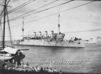 USS Columbia arriving in Willemstad's harbour (Collectie Wereldmuseum, TM-60037067)