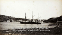 Het oorlogsschip in het Schottegat; Een oorlogsschip in het Schottegat; Navy vessel in the Schottegat (Collectie Wereldmuseum, TM-60054127), Soublette et Fils; Robert Soublette