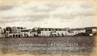 Scheepswerf (Otra-Banda); View of Willemstad's Otrabanda area with a ship yard; Gezicht op het stadsdeel Otrabanda met een scheepswerf op de kade (Collectie Wereldmuseum, TM-60054133), Soublette et Fils; Robert Soublette