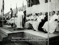 Toespraak door bisschop Verriet, mogelijk ter gelegenheid van de viering van het 75-jarig jubileum van de Dominicaner Missie op Curacao (Collectie Wereldmuseum, TM-60060864)