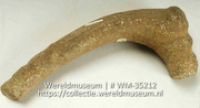 Steenfragment (Collectie Wereldmuseum, WM-35212)