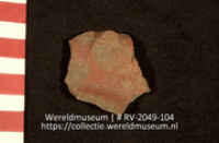 Aardewerk fragment (Collectie Wereldmuseum, RV-2049-104)