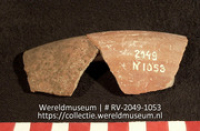 Aardewerk (fragment) (Collectie Wereldmuseum, RV-2049-1053)
