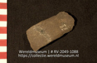 Hengsel (Collectie Wereldmuseum, RV-2049-1088)