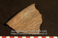 Aardewerk (fragment) (Collectie Wereldmuseum, RV-2049-1203)