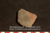 Aardewerk (fragment) (Collectie Wereldmuseum, RV-2049-1217)