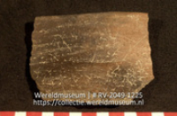 Aardewerk (fragment) (Collectie Wereldmuseum, RV-2049-1225)