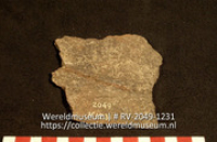 Aardewerk (fragment) (Collectie Wereldmuseum, RV-2049-1231)