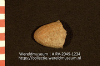Versierd aardewerk (fragment) (Collectie Wereldmuseum, RV-2049-1234)