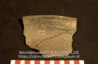 Aardewerk (fragment) (Collectie Wereldmuseum, RV-2049-1235)