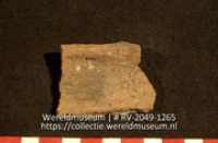 Aardewerk (fragment) (Collectie Wereldmuseum, RV-2049-1265)