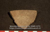 Aardewerk (fragment) (Collectie Wereldmuseum, RV-2049-1272)