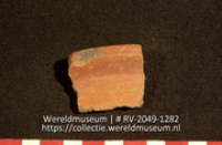 Aardewerk (fragment) (Collectie Wereldmuseum, RV-2049-1282)