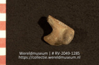 Versierd aardewerk (fragment) (Collectie Wereldmuseum, RV-2049-1285)