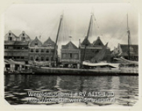 Serie C.H. De Goeje, album (1/4); Reis naar de Nederlandse Antillen en Suriname; reisfoto; De haven van Willemstad op het eiland Curacao (Collectie Wereldmuseum, RV-A115-1-30), De Goeje, C.H.