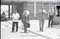 Sr. Betico Croes a bai Miami pa un Operacion, 3 september 1985, Image # 4, BUVO