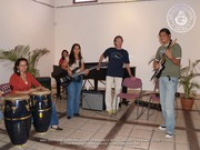 Music master Jan Formannoy shares his knowledge with Aruban students, image # 5, The News Aruba