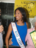 Newly crowned Miss Aruba brightens the day of the residents of St. Michael's Pavijoen, image # 18, The News Aruba