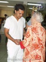 Newly crowned Miss Aruba brightens the day of the residents of St. Michael's Pavijoen, image # 34, The News Aruba