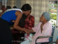 Newly crowned Miss Aruba brightens the day of the residents of St. Michael's Pavijoen, image # 39, The News Aruba