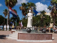 Aruba officially honors their Queen in the Wilhelmina Park, image # 36, The News Aruba