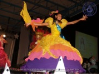 Hillyan Croes is named Carnival Youth Queen 2006, image # 7, The News Aruba