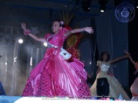 Hillyan Croes is named Carnival Youth Queen 2006, image # 11, The News Aruba