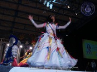 Hillyan Croes is named Carnival Youth Queen 2006, image # 15, The News Aruba