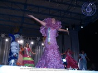 Hillyan Croes is named Carnival Youth Queen 2006, image # 21, The News Aruba