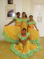 Paseo Monumental provided an historic Sunday in Oranjestad, image # 30