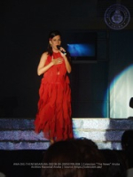 Melissa Lacle is named Miss Universe Aruba 2005, image # 8, The News Aruba