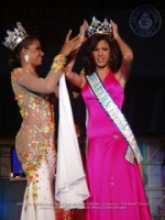 Melissa Lacle is named Miss Universe Aruba 2005, image # 66, The News Aruba