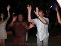 Lester and Peggy Morowitz share their joy with their Aruban friends, image # 15, The News Aruba