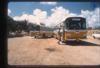 Busnan di De Palm Tours na Ayo Rock Formation, Aruba, 1977/78, Aruba Tourism Bureau