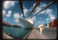 Cruiseschip Nordic Princess, Haven, Oranjestad, Aruba Tourism Bureau
