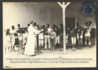 Muziekkorps onder leiding van frater. Foto Soublette et Fils, Curaçao (ca. 1900-1920)