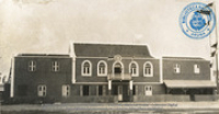Voormalige gezaghebbershuis en kazerne, Oranjestad (Dr. Johan Hartog Collection)