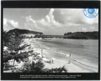Het strand voor het hotel Little Bay. : Beeldcollectie Dr. Johan Hartog, St. Martin/Sint Maarten, no. 001-06-006
