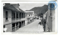 Backstreet in oosterlijke richting. : Beeldcollectie Dr. Johan Hartog, St. Martin/Sint Maarten, no. 001-06-076
