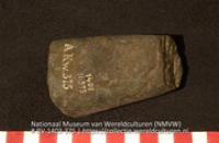 Bijl (fragment) (Collectie Wereldculturen, RV-1403-375)