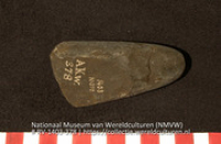 Bijl (fragment) (Collectie Wereldculturen, RV-1403-378)