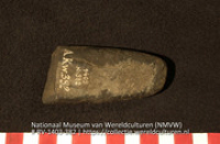 Bijl (fragment) (Collectie Wereldculturen, RV-1403-382)