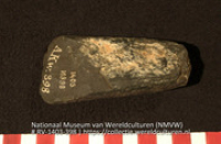 Bijl (fragment) (Collectie Wereldculturen, RV-1403-398)